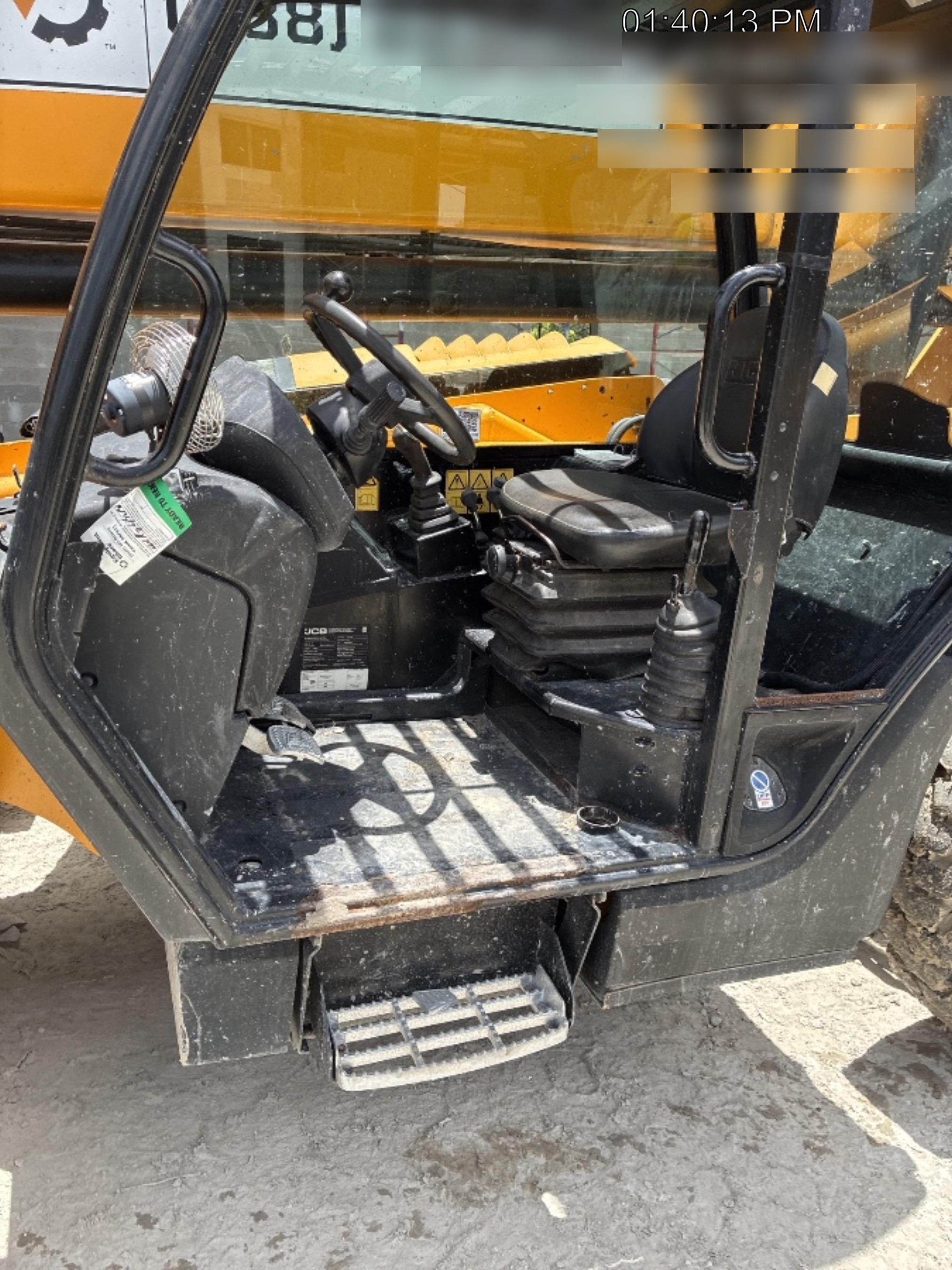 2023 JCB 510-56