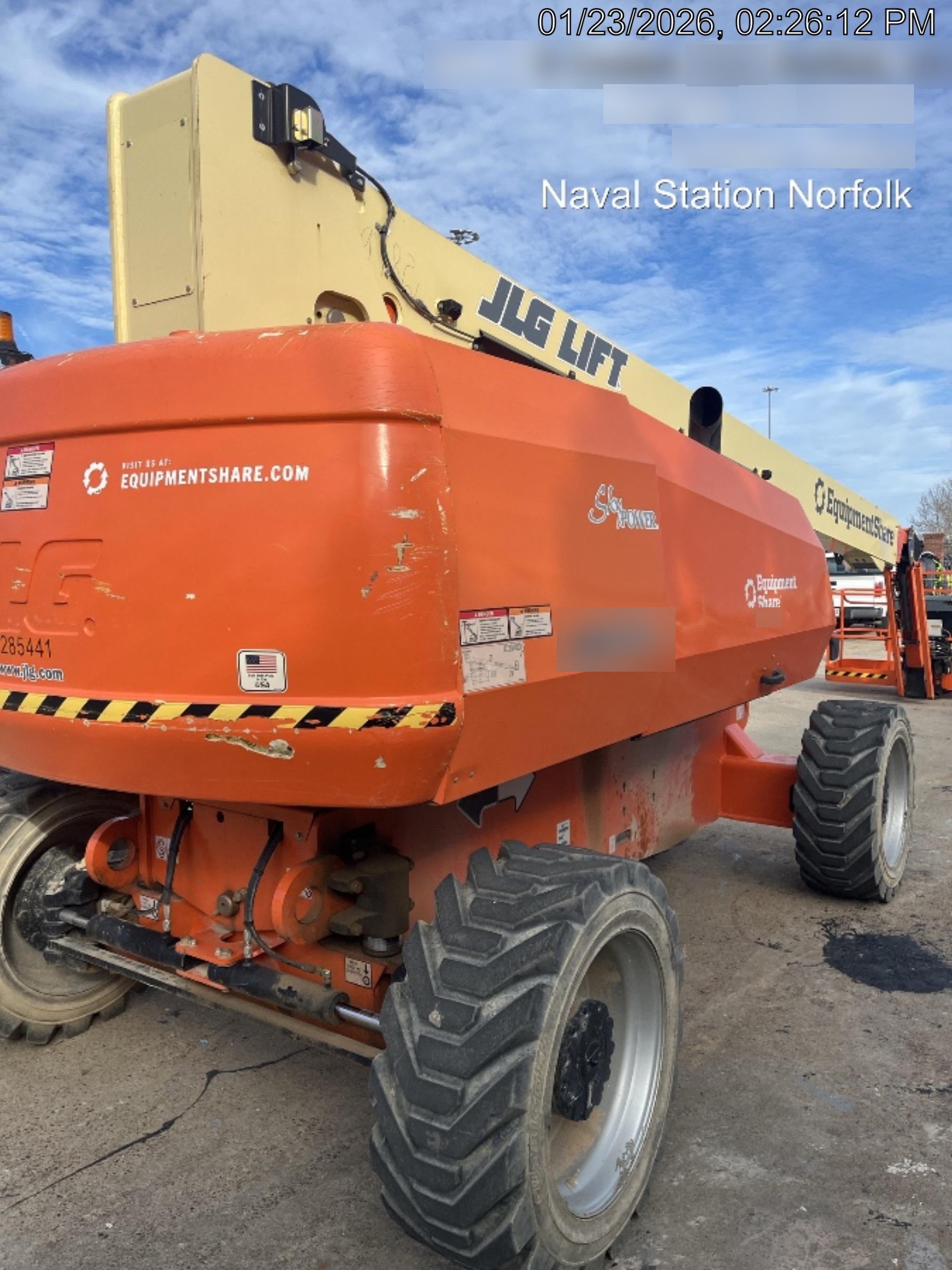 2022 JLG 860SJ