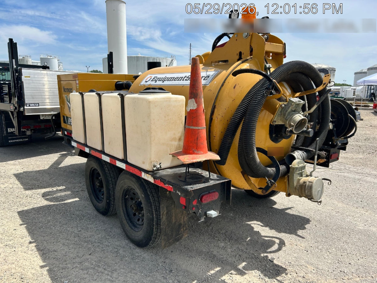 2022 VAC-TRON LP573XDT