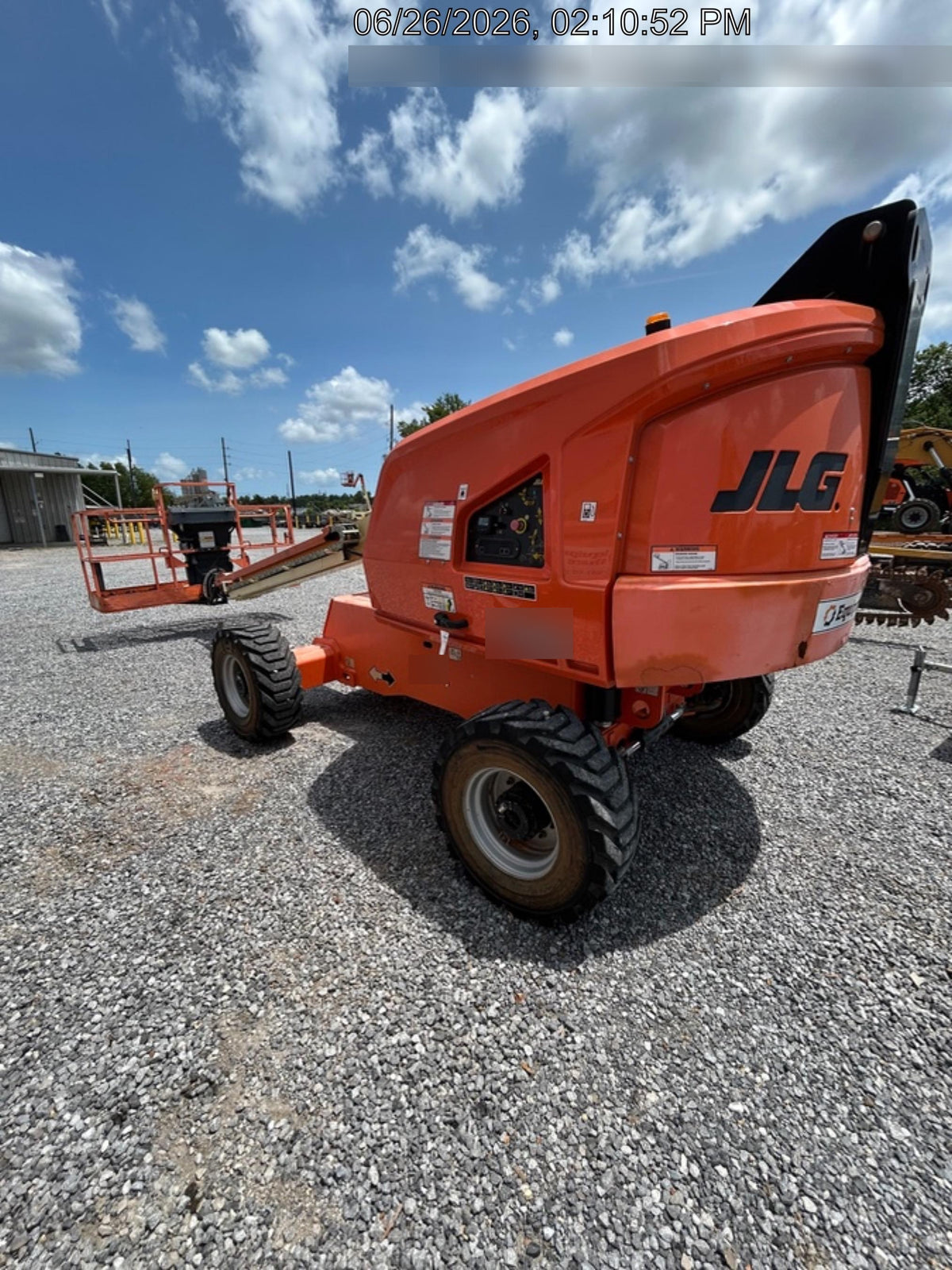2019 JLG 400S