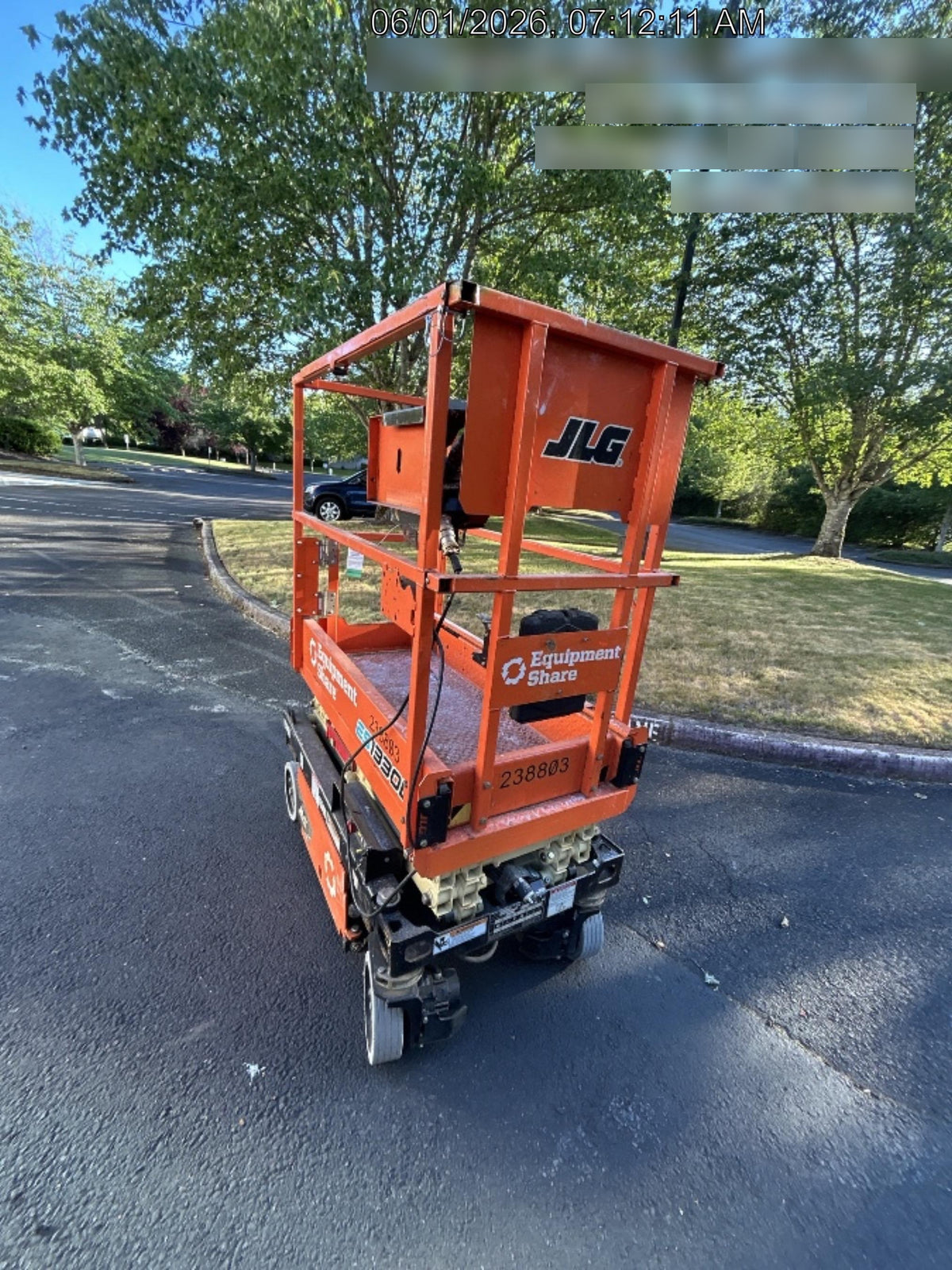 2022 JLG ES1330L