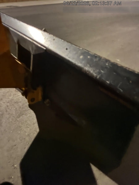 2025 JLG 1001100823