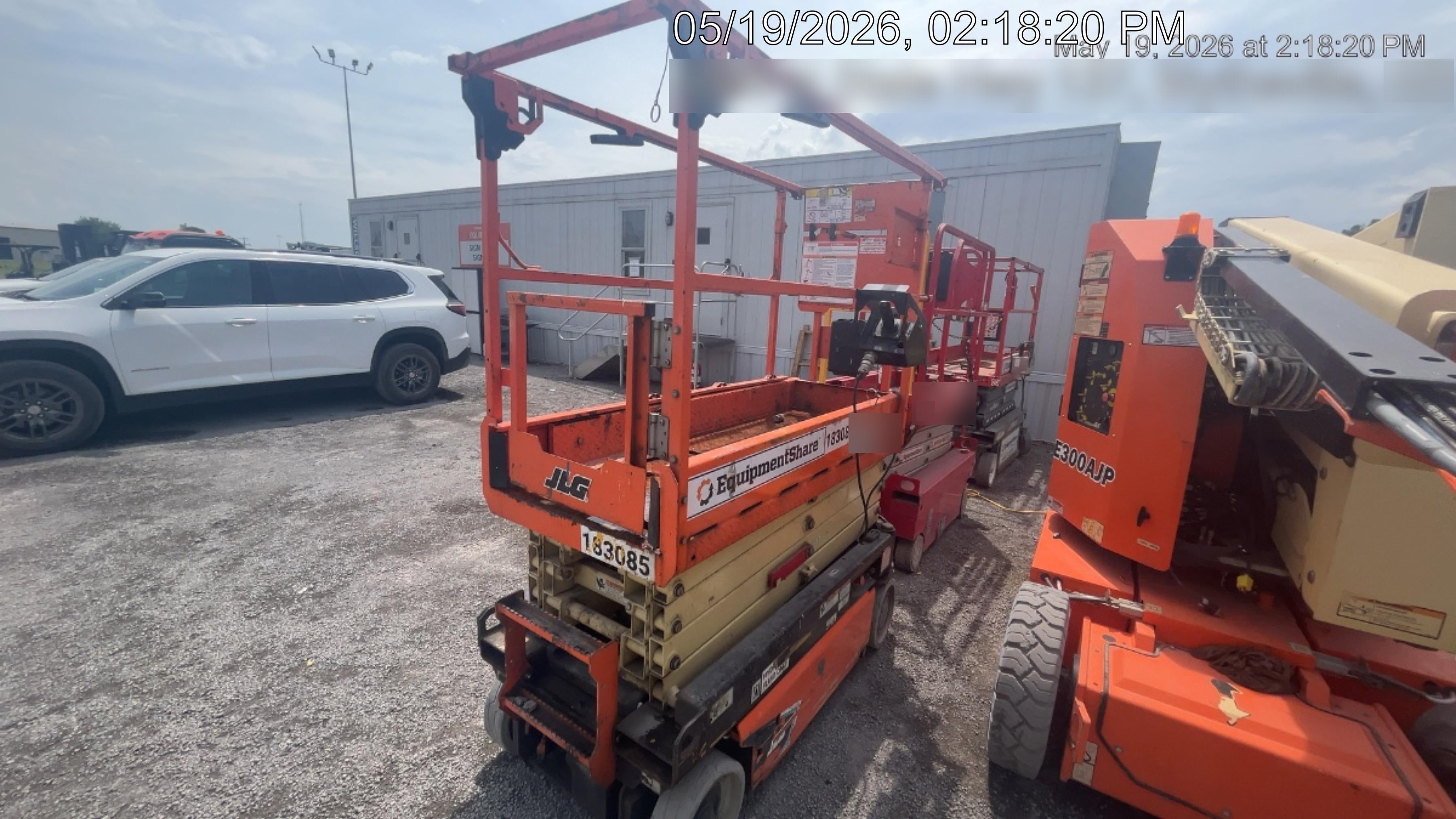 2021 JLG ES1932