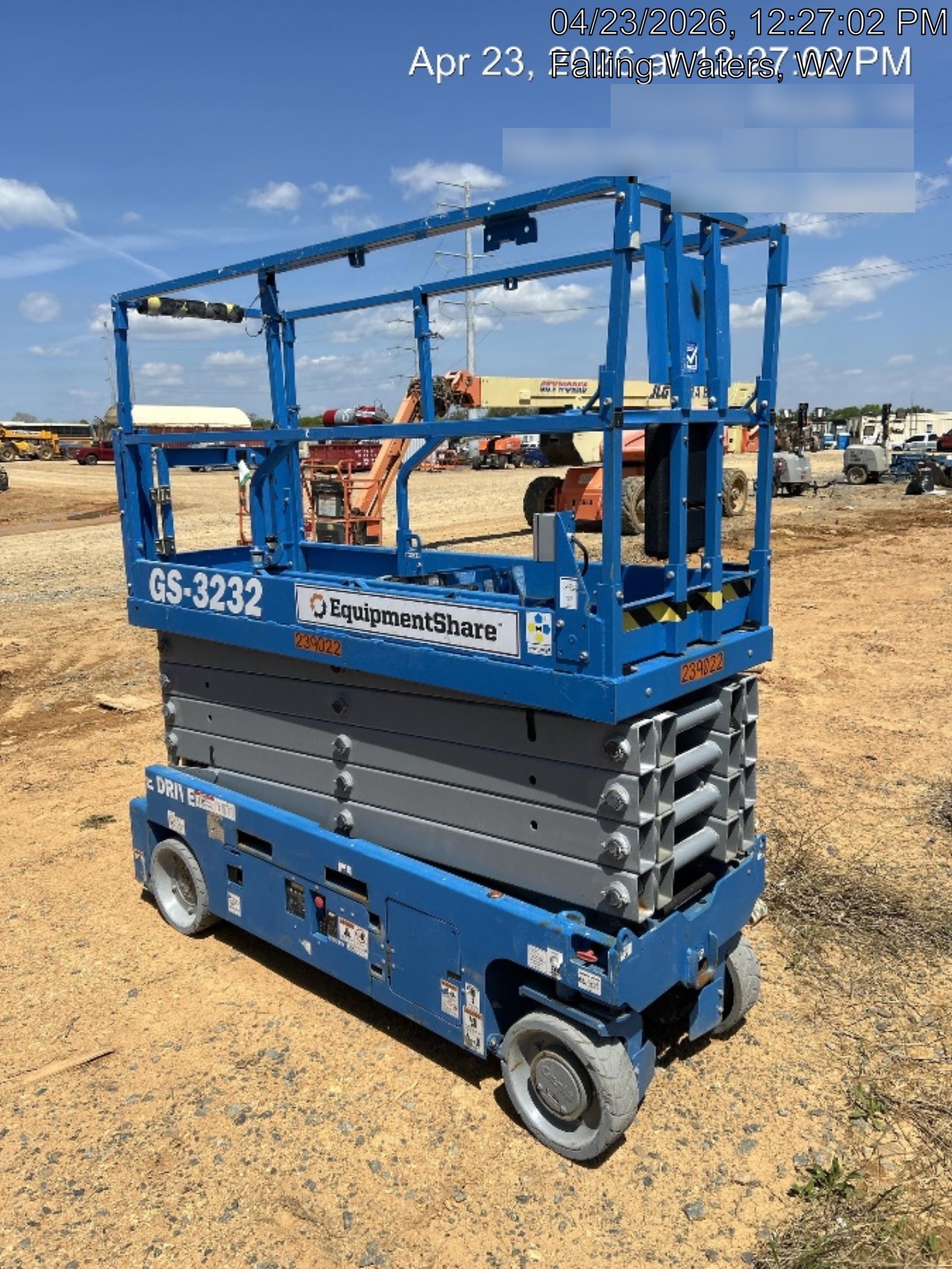 2022 GENIE GS-3232