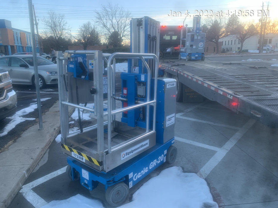 2021 GENIE GR-20
