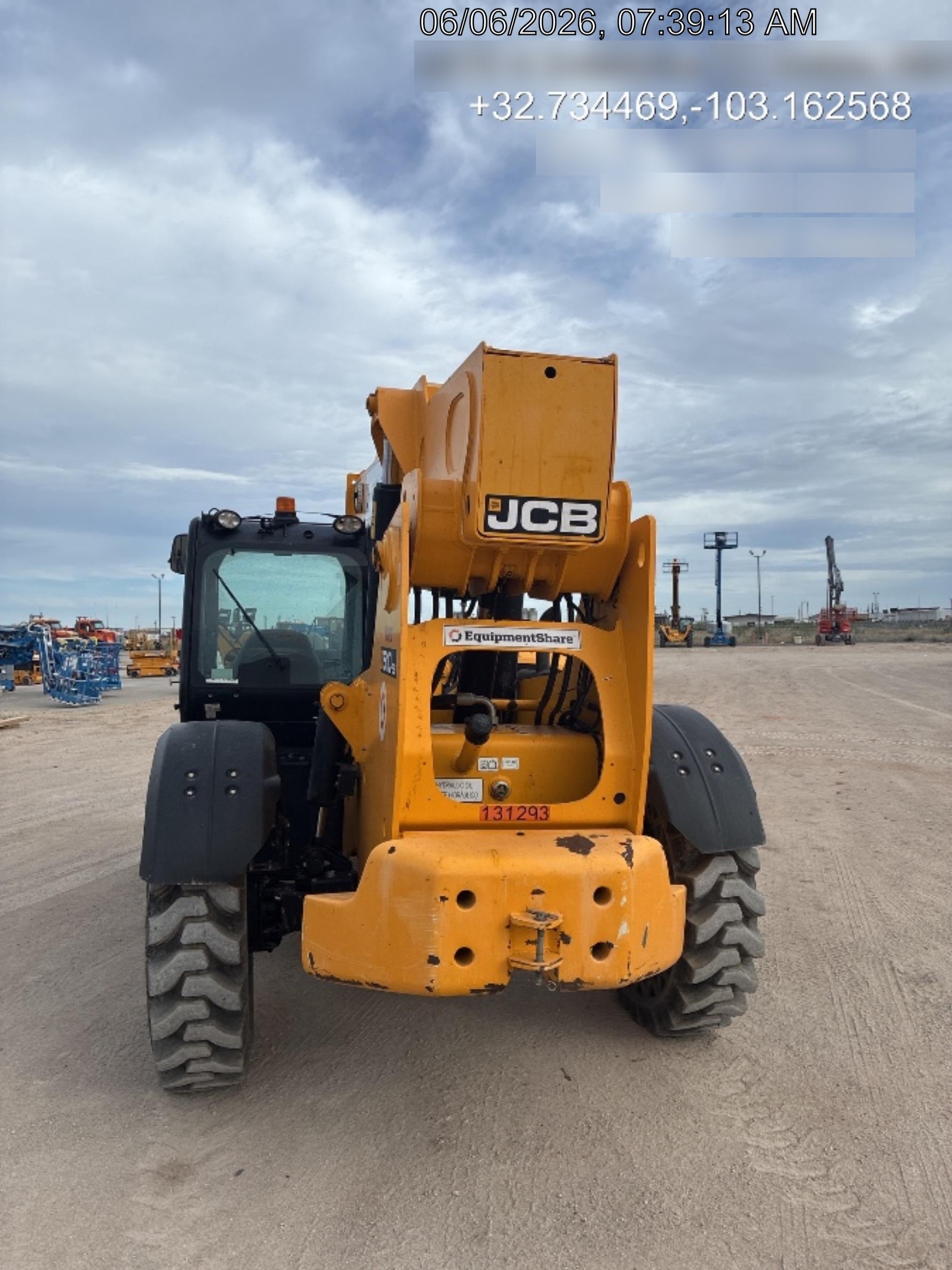 2021 JCB 510-56