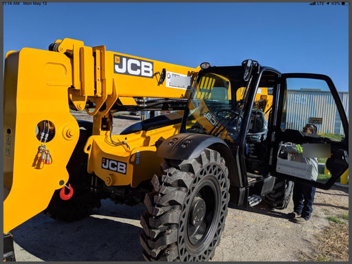 2019 JCB 509-42 JCB 509-42 Enclosed Cab, 74 HP, Solid Tires, Worklights, Beacon, Aux Hydraulics, Lifting Eye