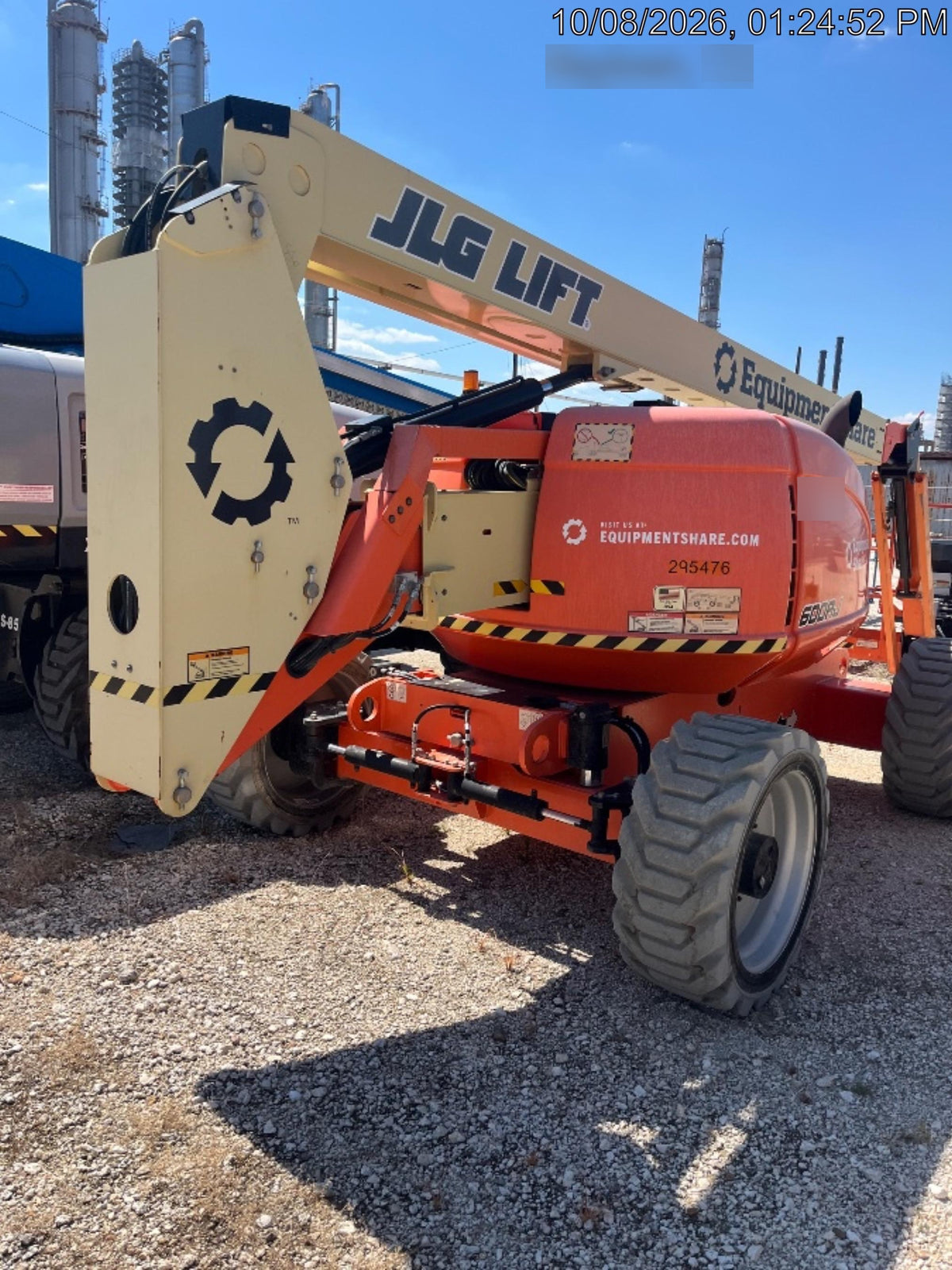 2023 JLG 600AJ