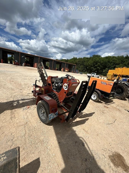 2020 DITCH WITCH S3C