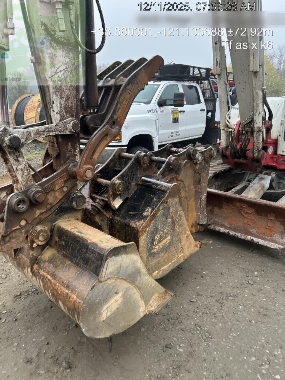 2019 Takeuchi TB290 Cab/Heat/AC Rubber tracks, Dozer blade, Travel alarm, Auxiliary hydraulics Manual QC, Hydraulic thumb, 18", 24", and 36" Buckets