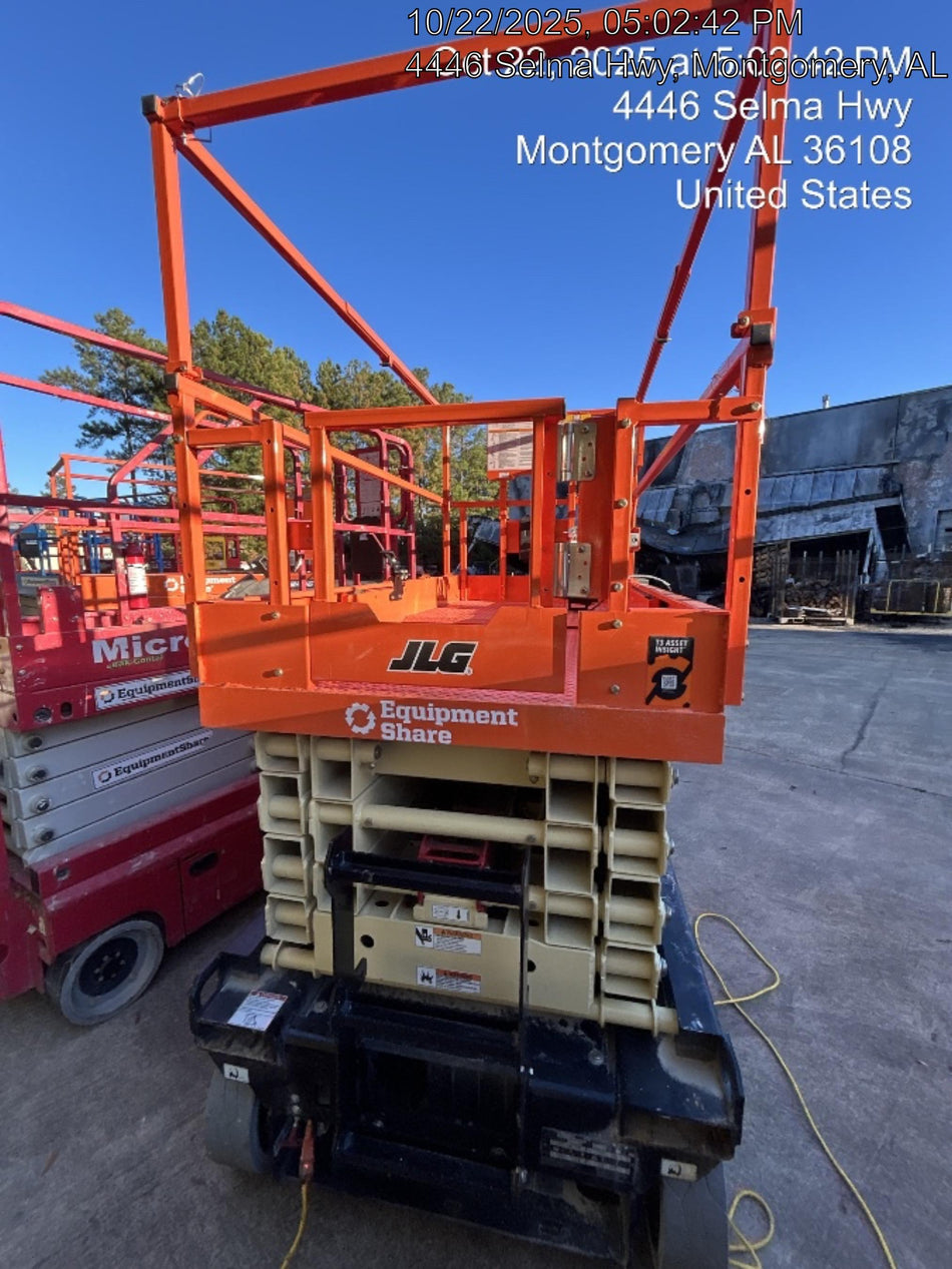 2025 JLG ES3246