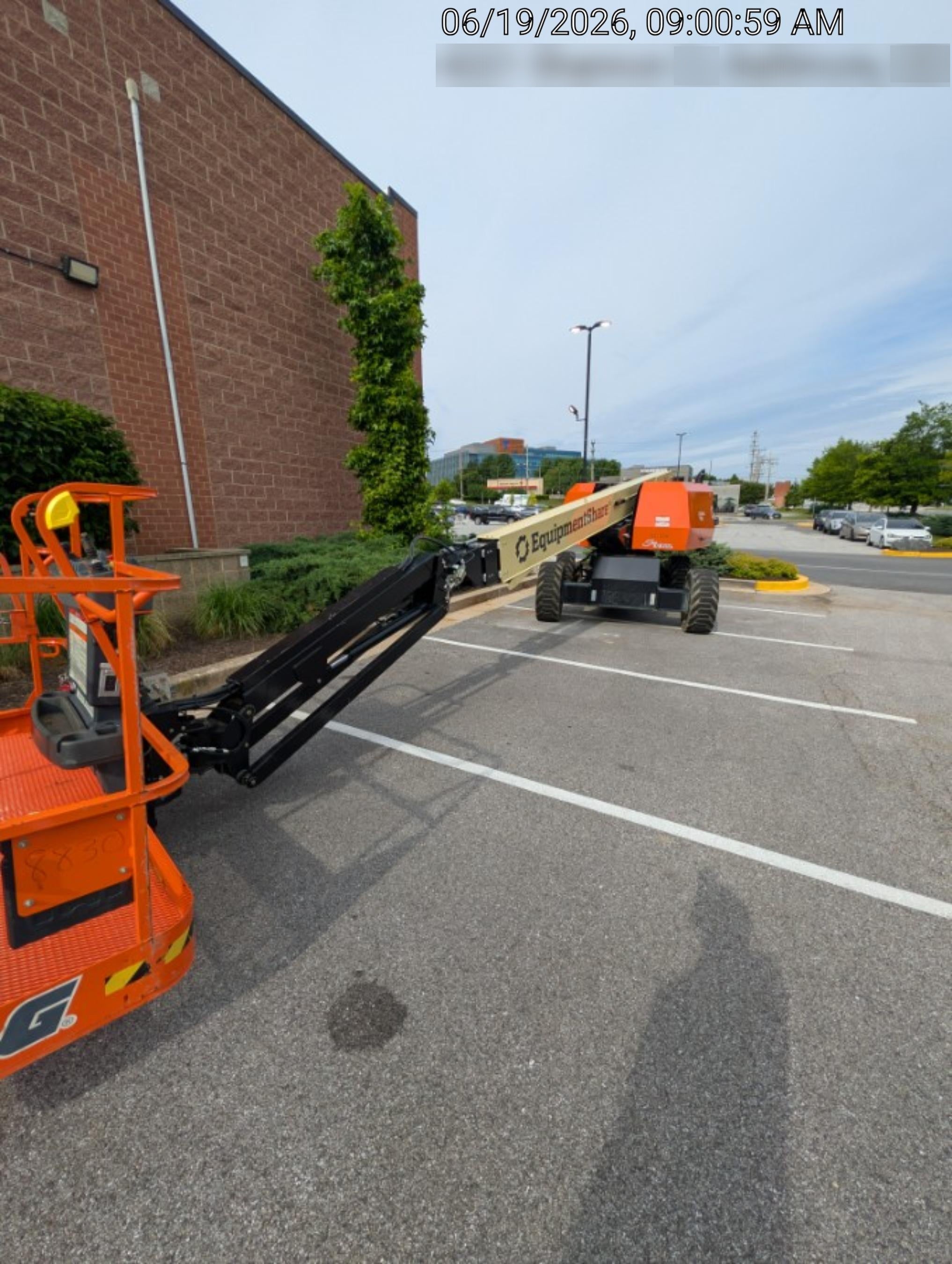 2025 JLG 660SJ