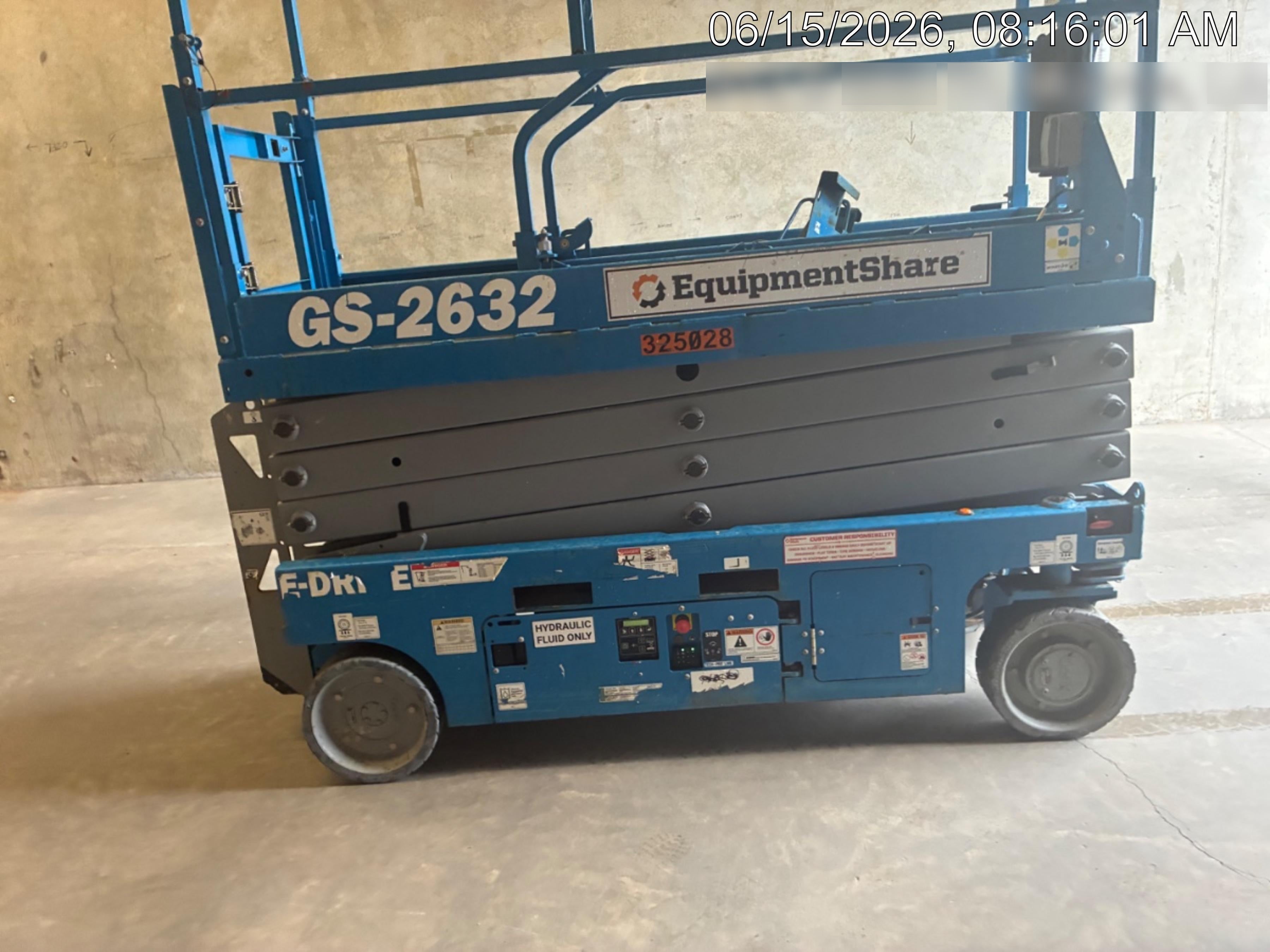 2023 GENIE GS-2632