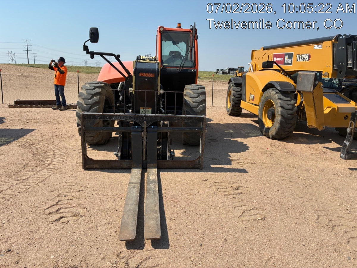 2023 JLG 1732