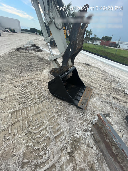 2023 WAIN-ROY 36" Bucket - Wain-Roy