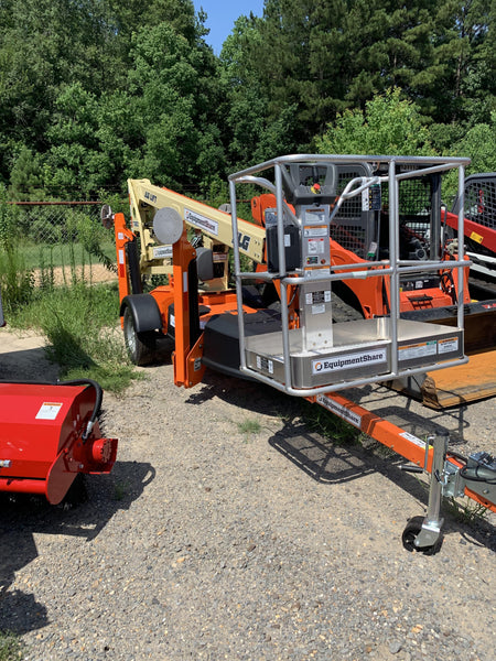 2022 JLG T350