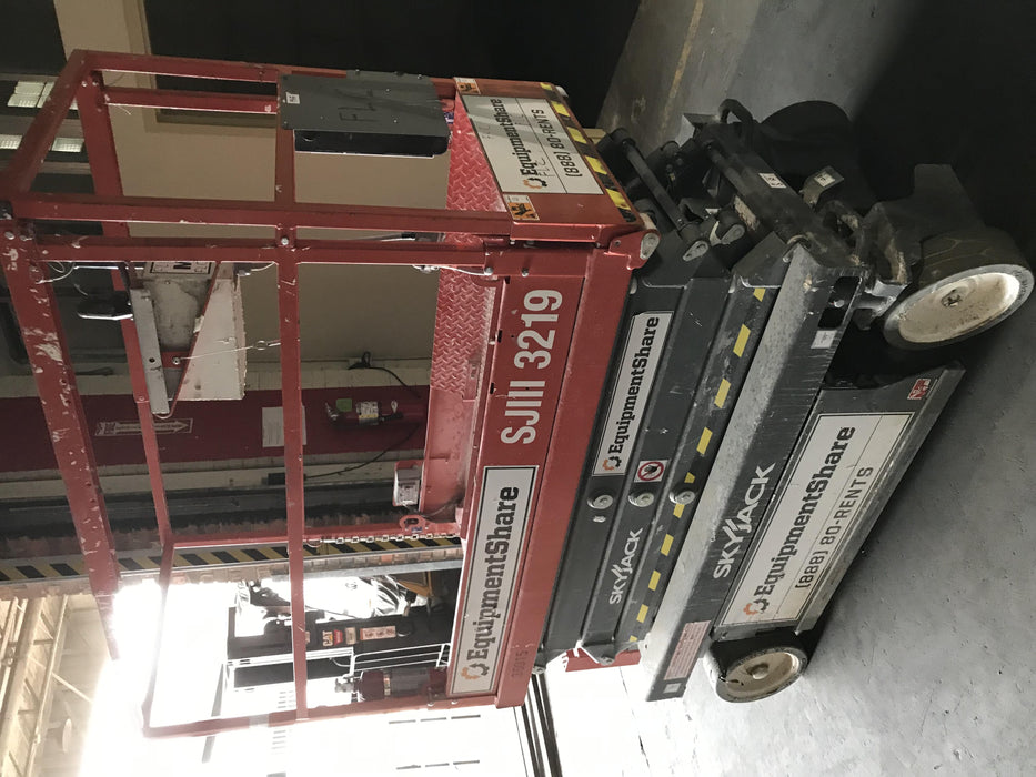 2019 Skyjack SJIII-3219 Standard Options, Trojan Batteries