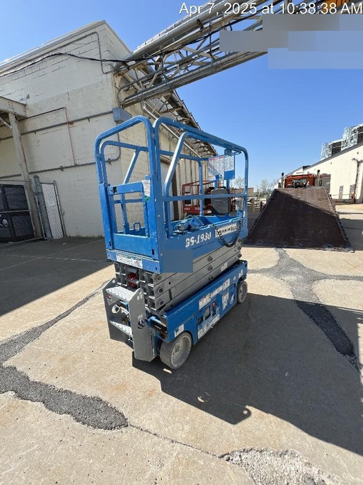 2020 Genie GS-1930 Solid Non Marking Tires, Beacon, Folding rails with half height swing gate
