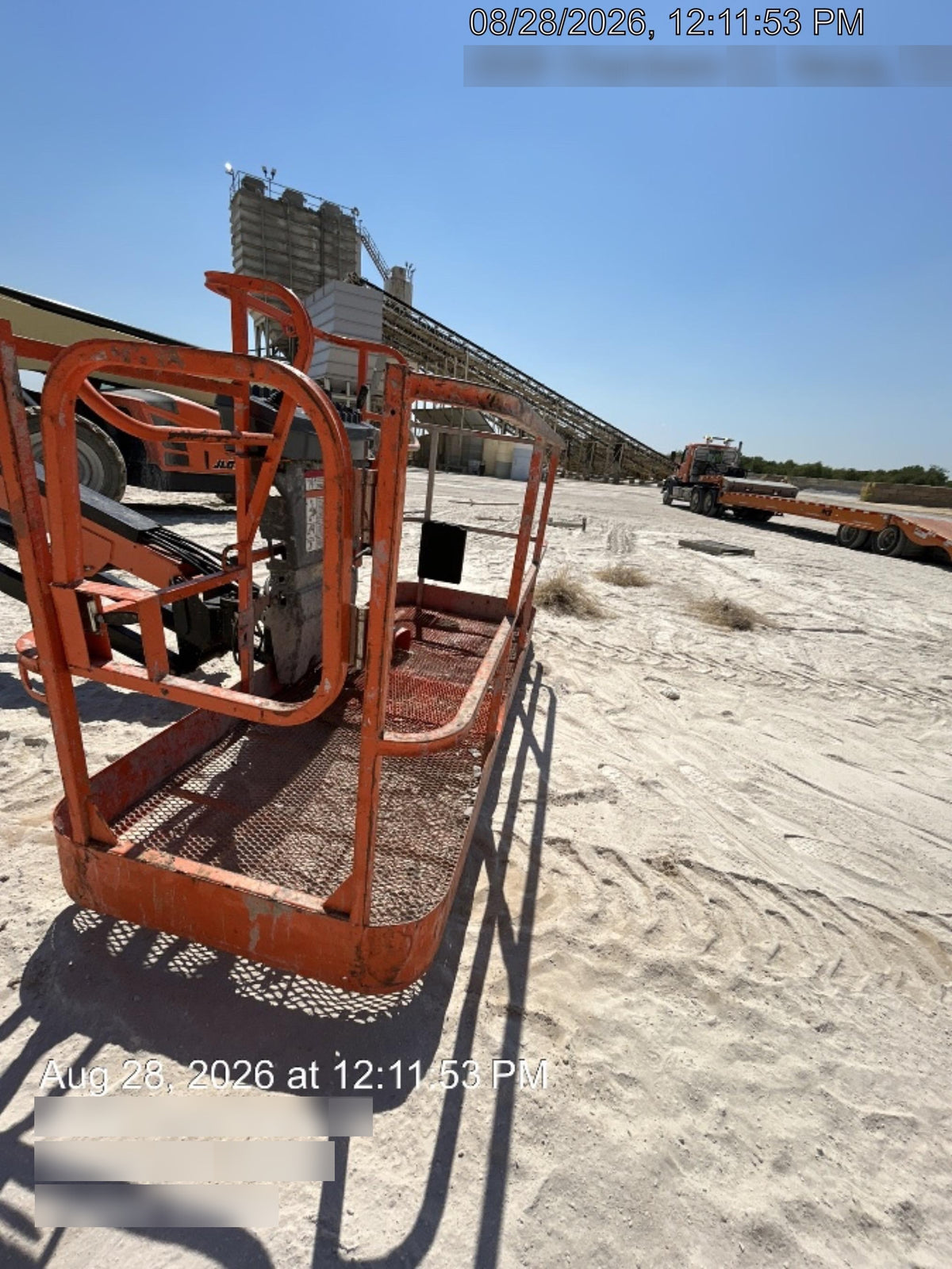 2016 JLG 660SJ