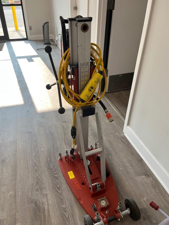 2022 HILTI DD250E
