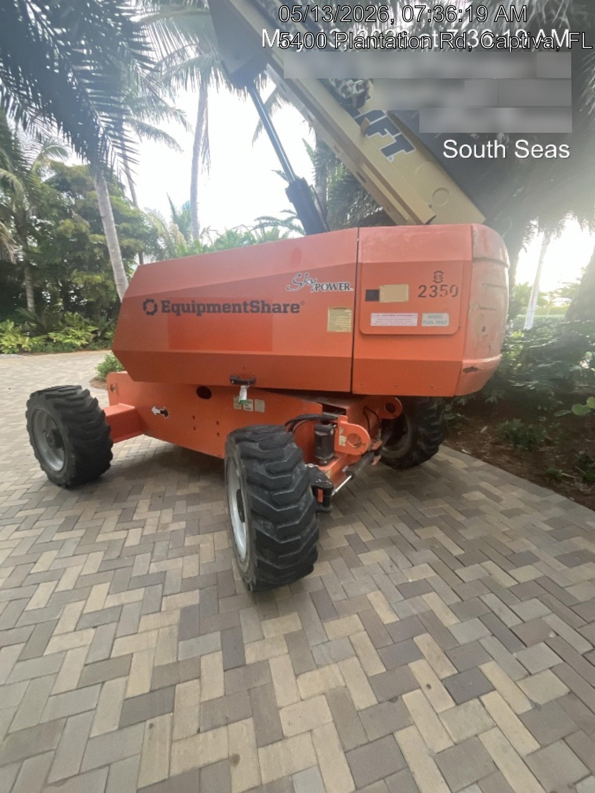 2016 JLG 660SJ