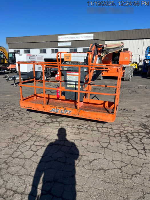 2019 JLG 860SJ