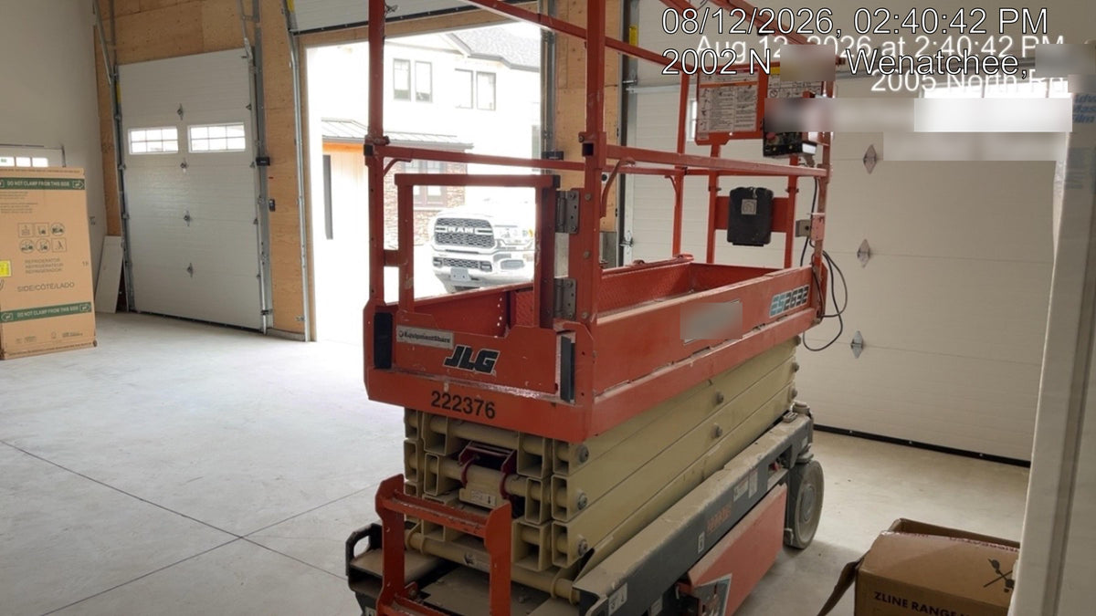 2022 JLG ES2632