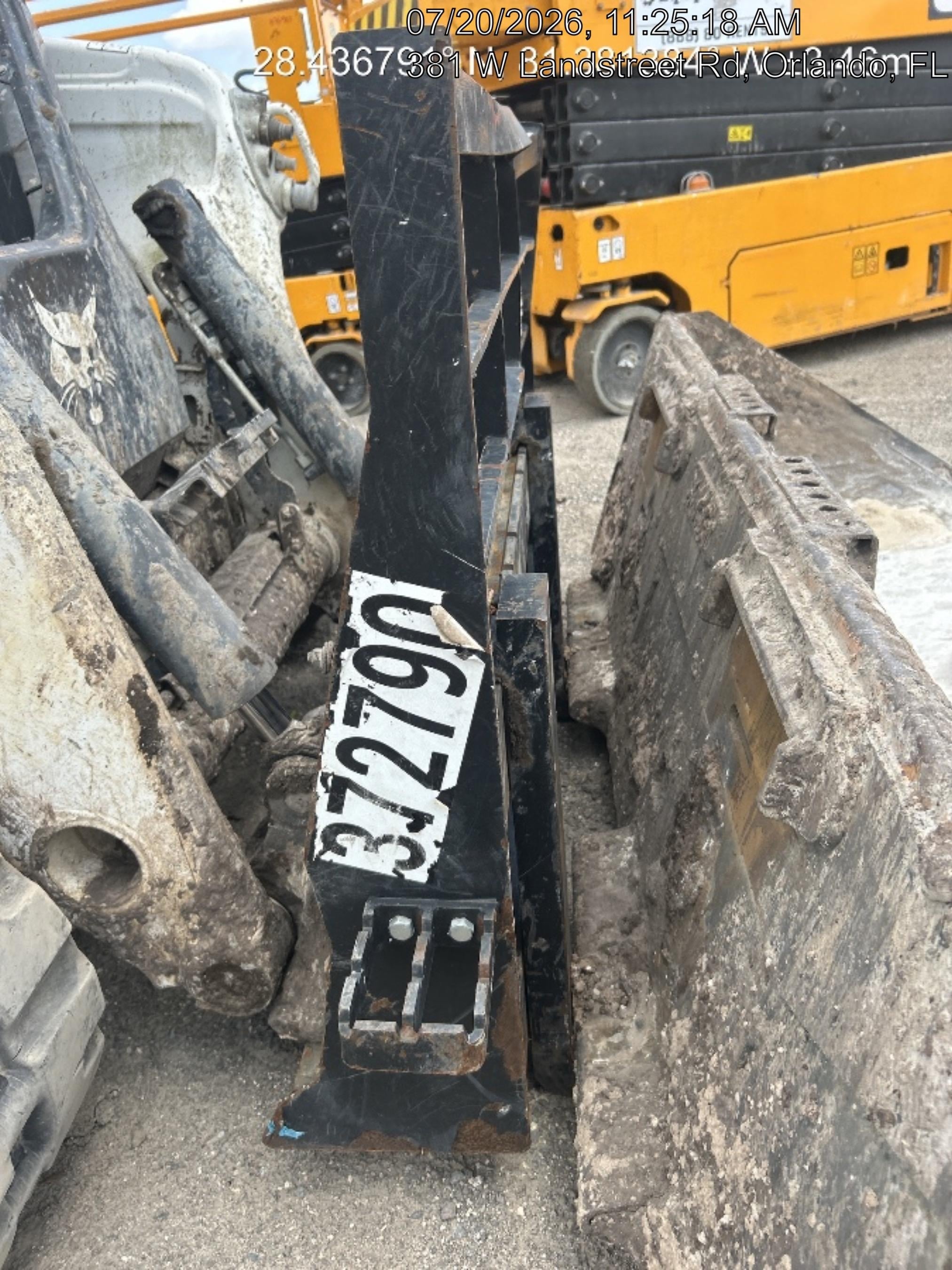 2023 ARROW MATERIAL HANDLING F5100CB