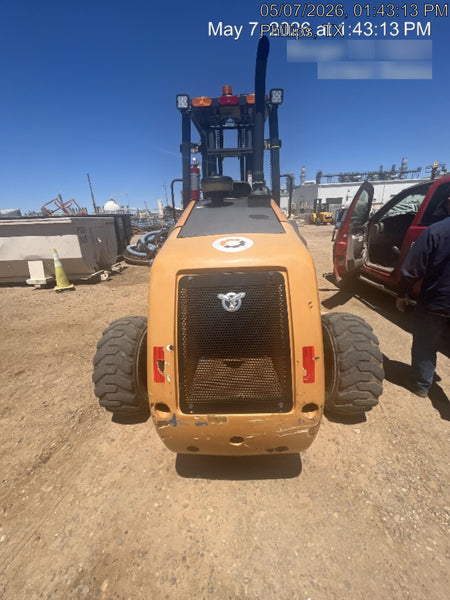 2023 CASE 588H