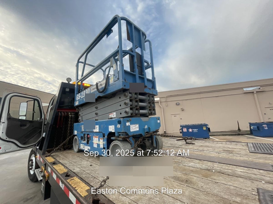 2019 Genie GS-1930 Fixed rails with chain Entry