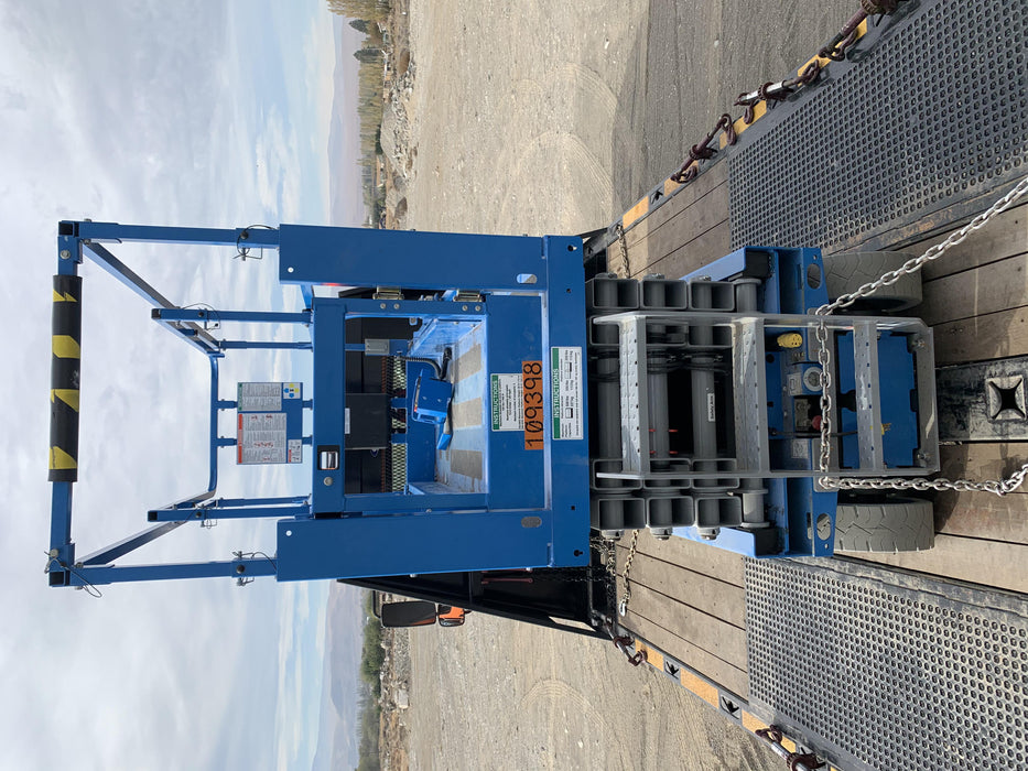 2020 Genie GS-2632 Solid NM Tires, Folding Rails with Half-Height Swing Gate, Beacon, 800W Invertor