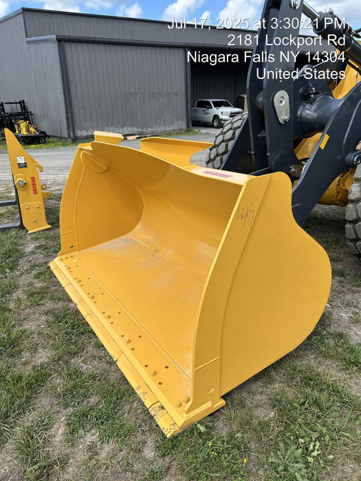 2025 JOHN DEERE 2.75 cu yd Wheel Loader Bucket - John Deere