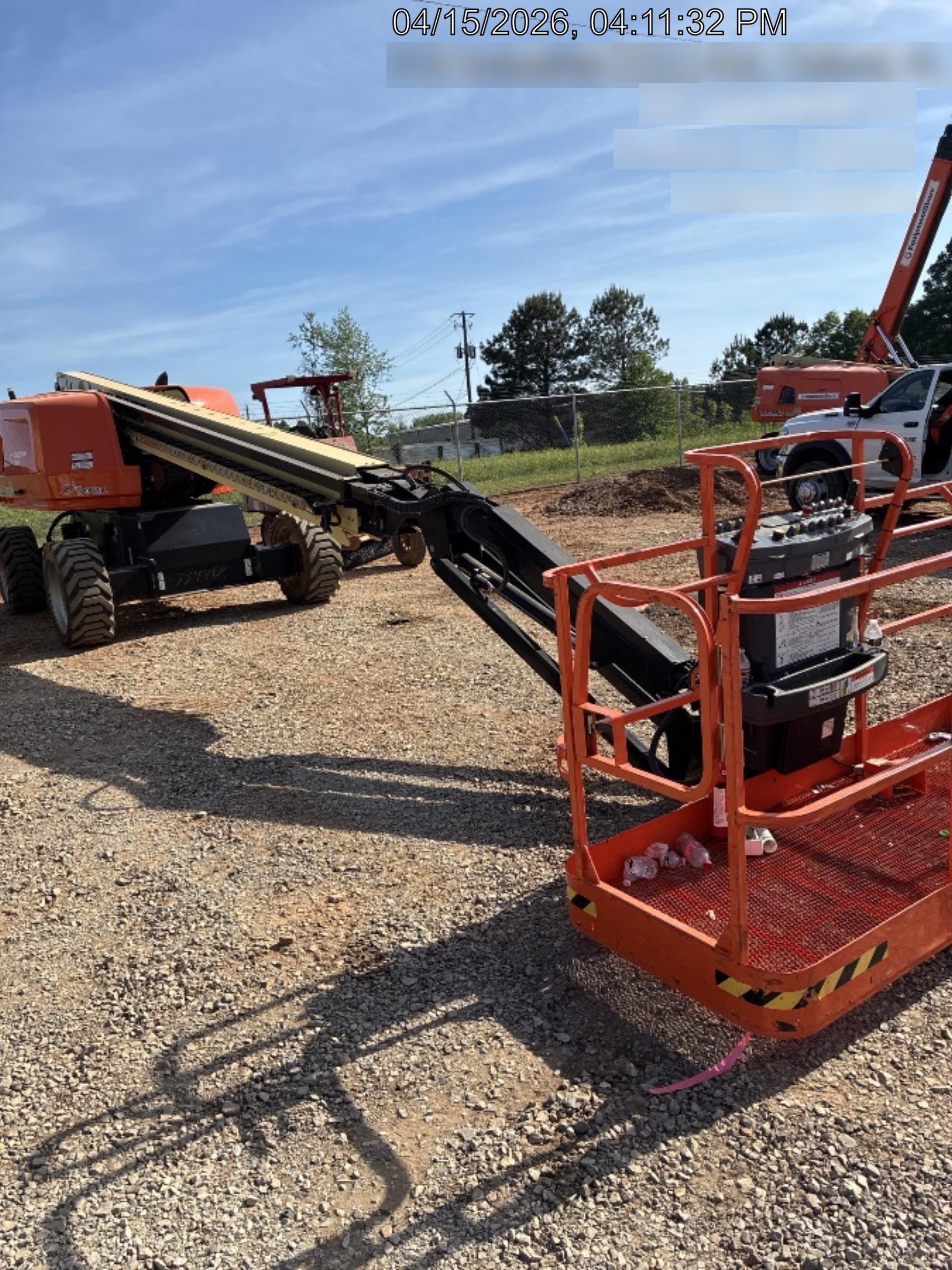 2025 JLG 660SJ