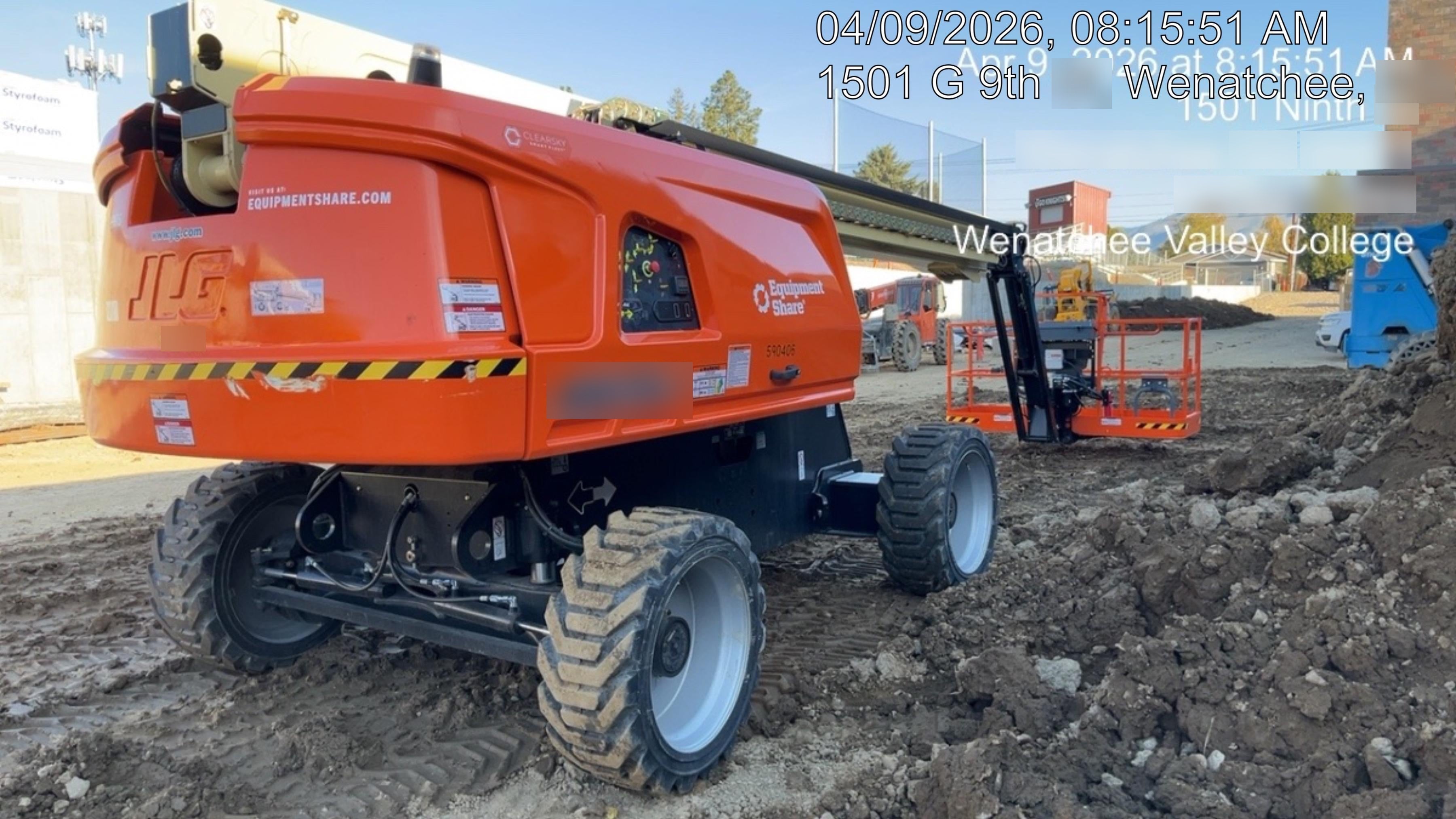 2025 JLG 660SJ