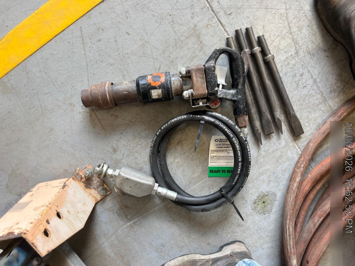 2022 MICHIGAN PNEUMATIC ES-CH4R-TRACKER