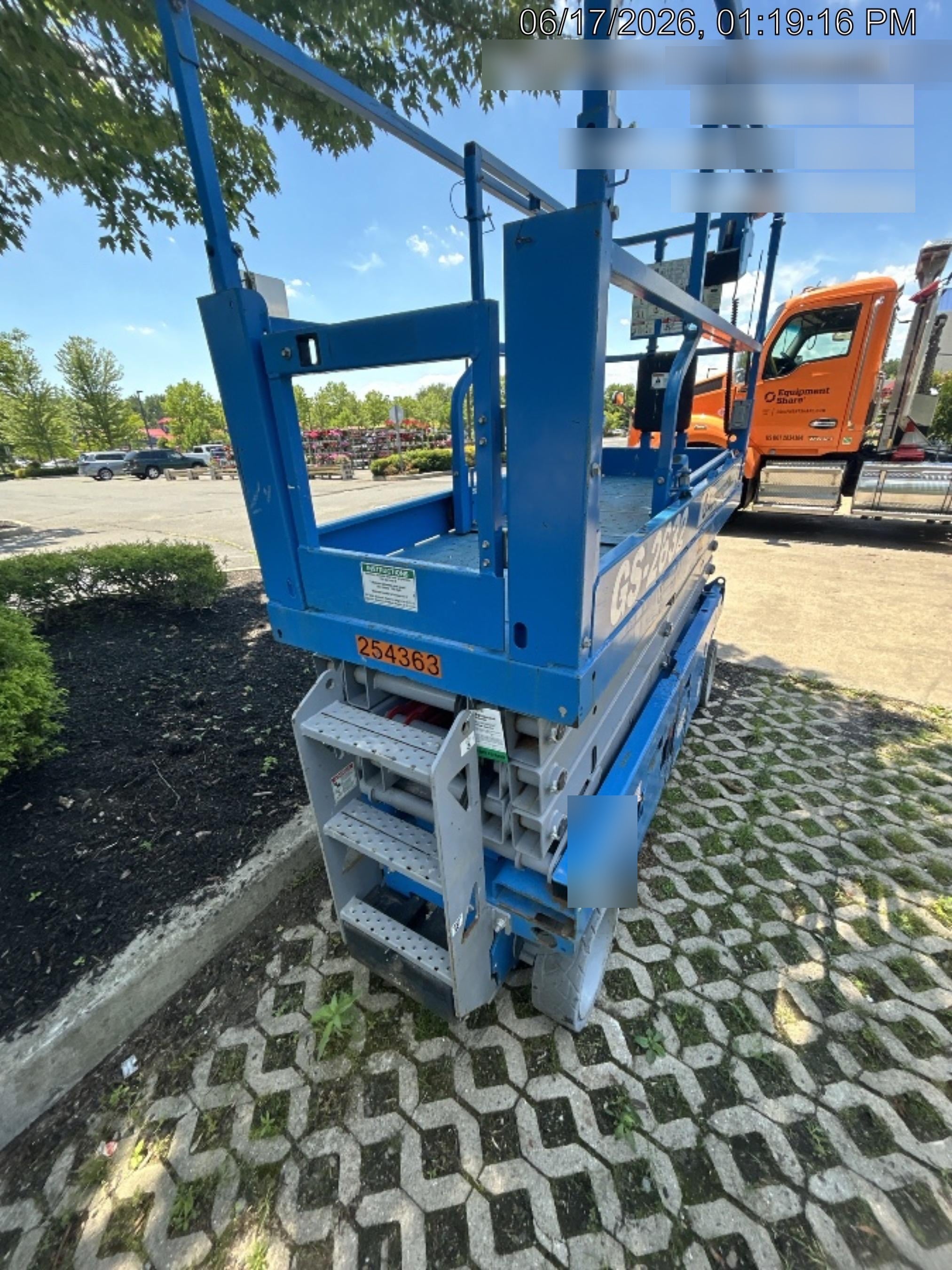 2022 GENIE GS-2632
