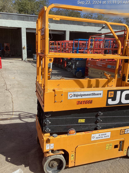 2023 JCB S1930E