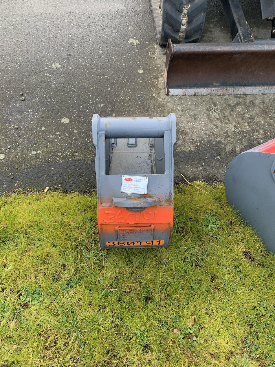 2023 STEEL UNLIMITED SUIEXC1012B