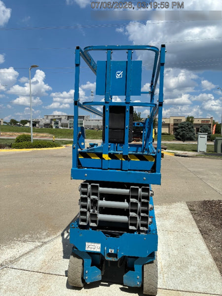 2023 GENIE GS-2632