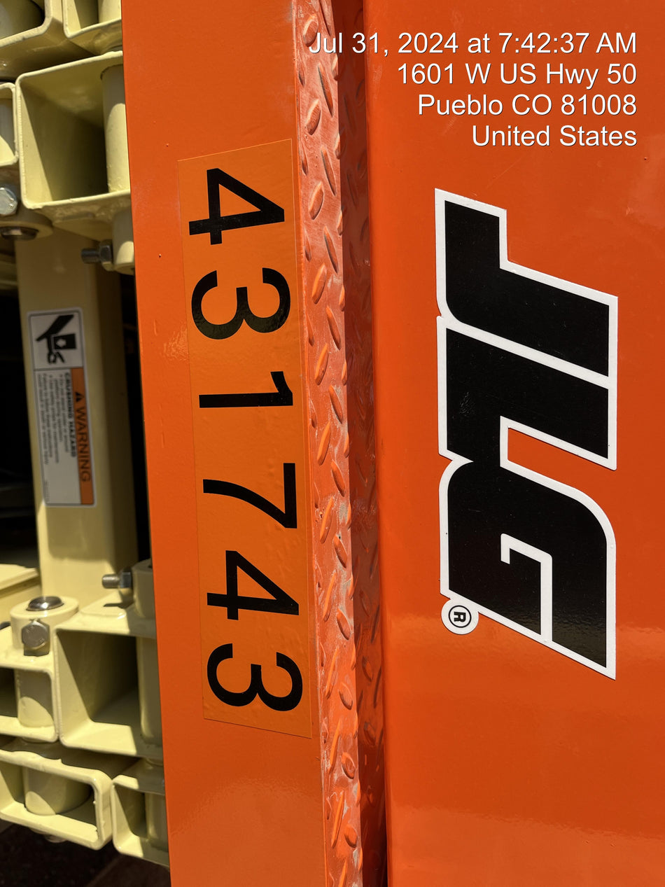 2024 JLG ES1932