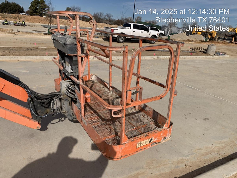 2016 JLG 660SJ