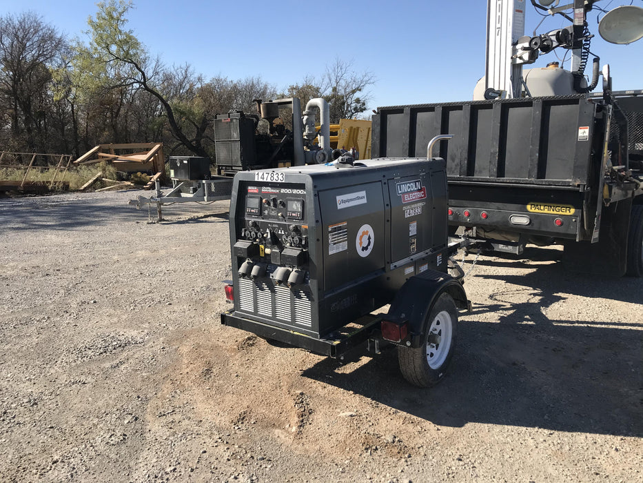 2021 Lincoln Electric Dual Maverick 200/200X Ready Pak 3 (includes trailer, cable rack, fender light kit)