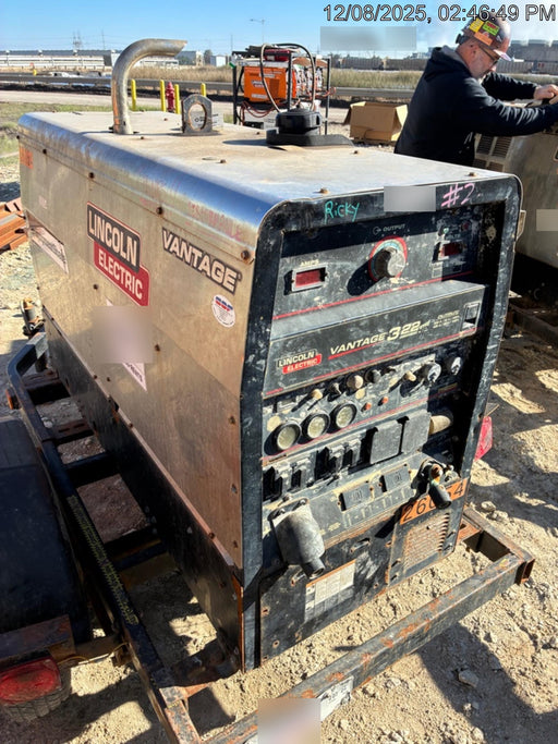 2019 Lincoln Electric Vantage 322 Lincoln Vantage 322 Welder w/Trailer, Light Kit, Cable Rack