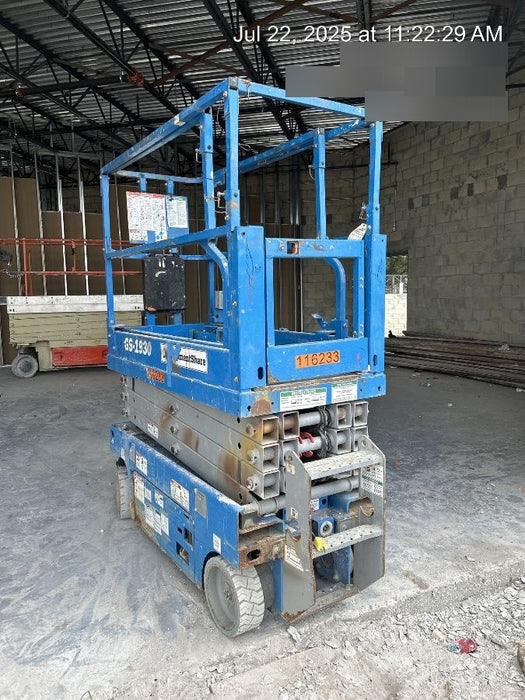 2020 Genie GS-1930 Solid Non Marking Tires, Beacon, Folding rails with half height swing gate