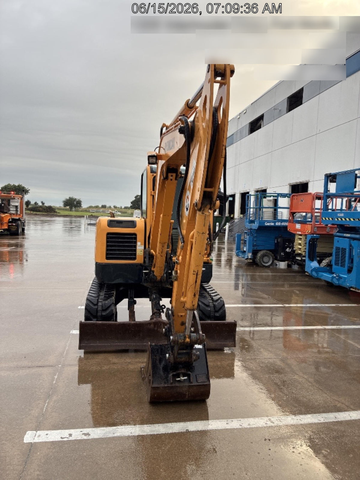 2016 HYUNDAI R60CR-9A