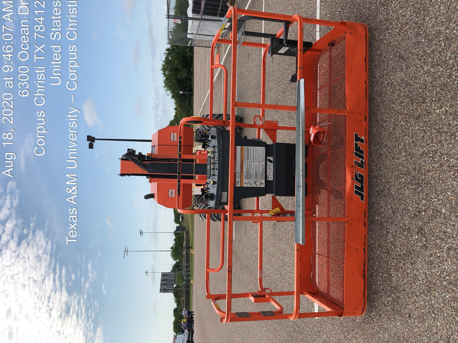 2020 JLG 800AJ