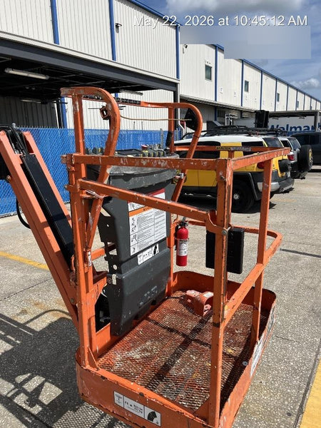 2019 JLG E400AJPN