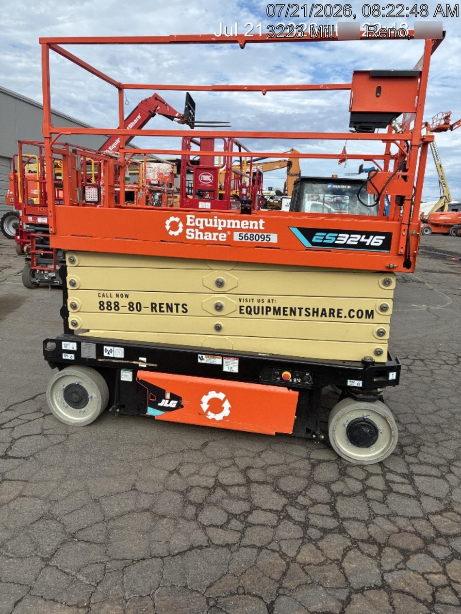 2025 JLG ES3246