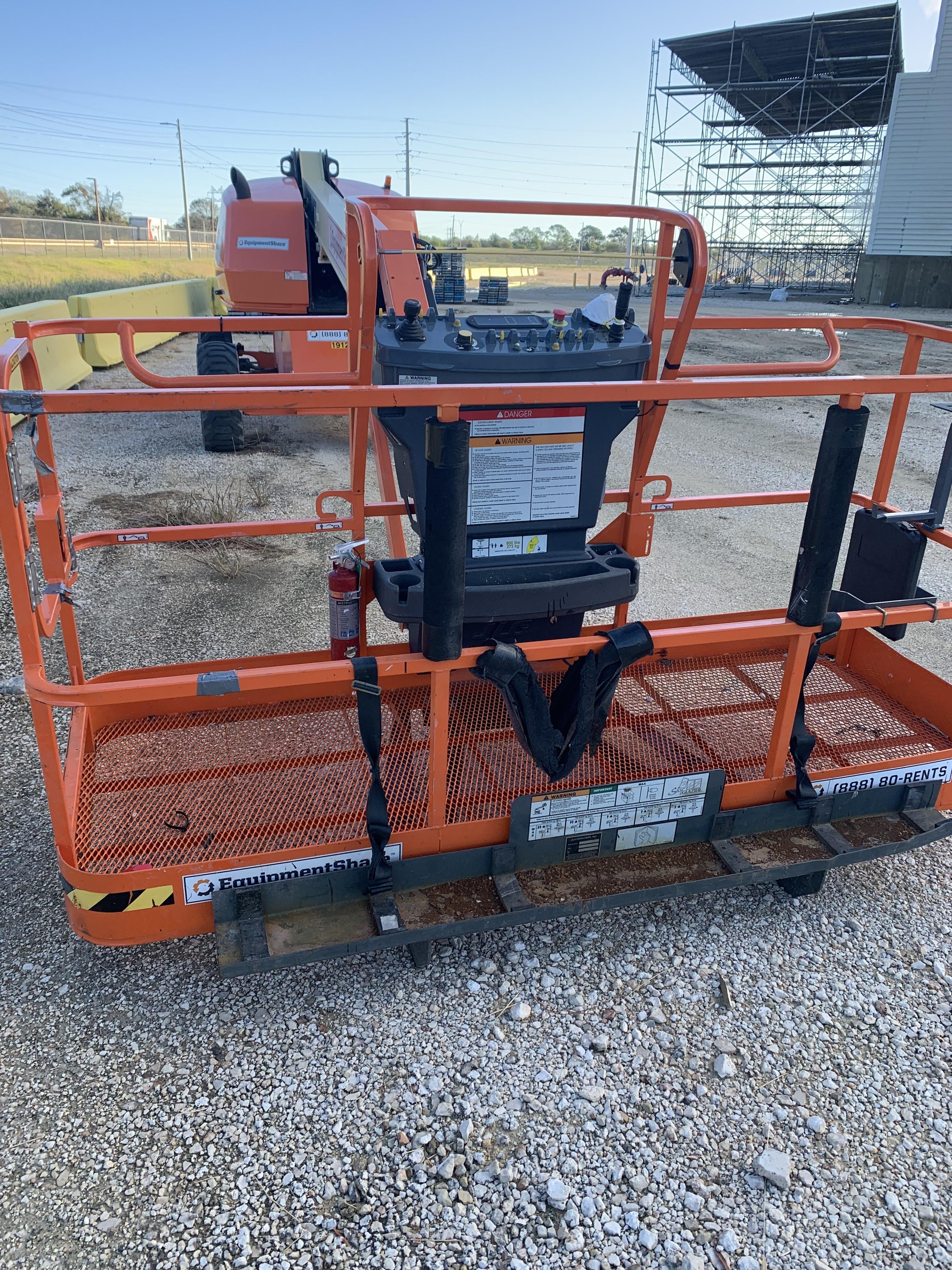 2021 JLG 460SJ