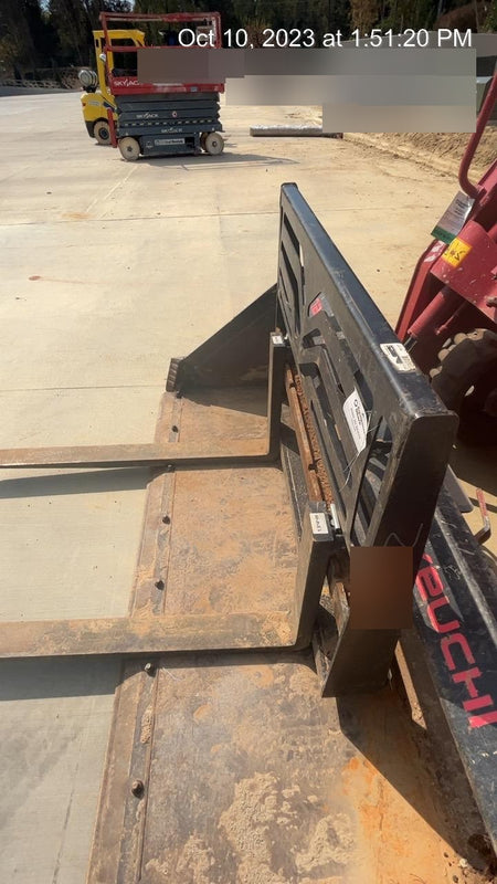 2019 ARROW MATERIAL HANDLING 60" Pallet Forks - Arrow